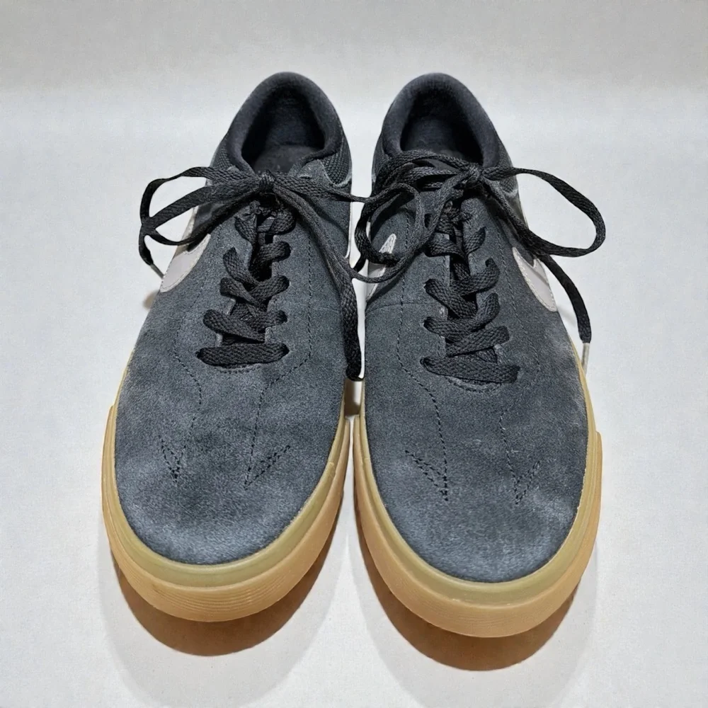 Nike SB Koston Hypervulc Black & Gray Skater Sneakers, Kid Size 4.5. Skateboard.